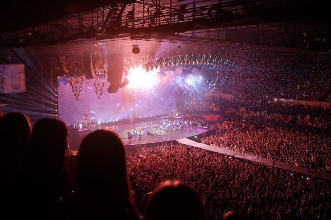 concerts-1150042_1280