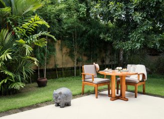 garden-suite-private-garden-crop