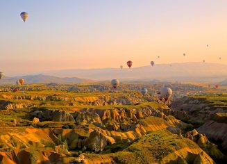 hot-air-ballons-828967_1280